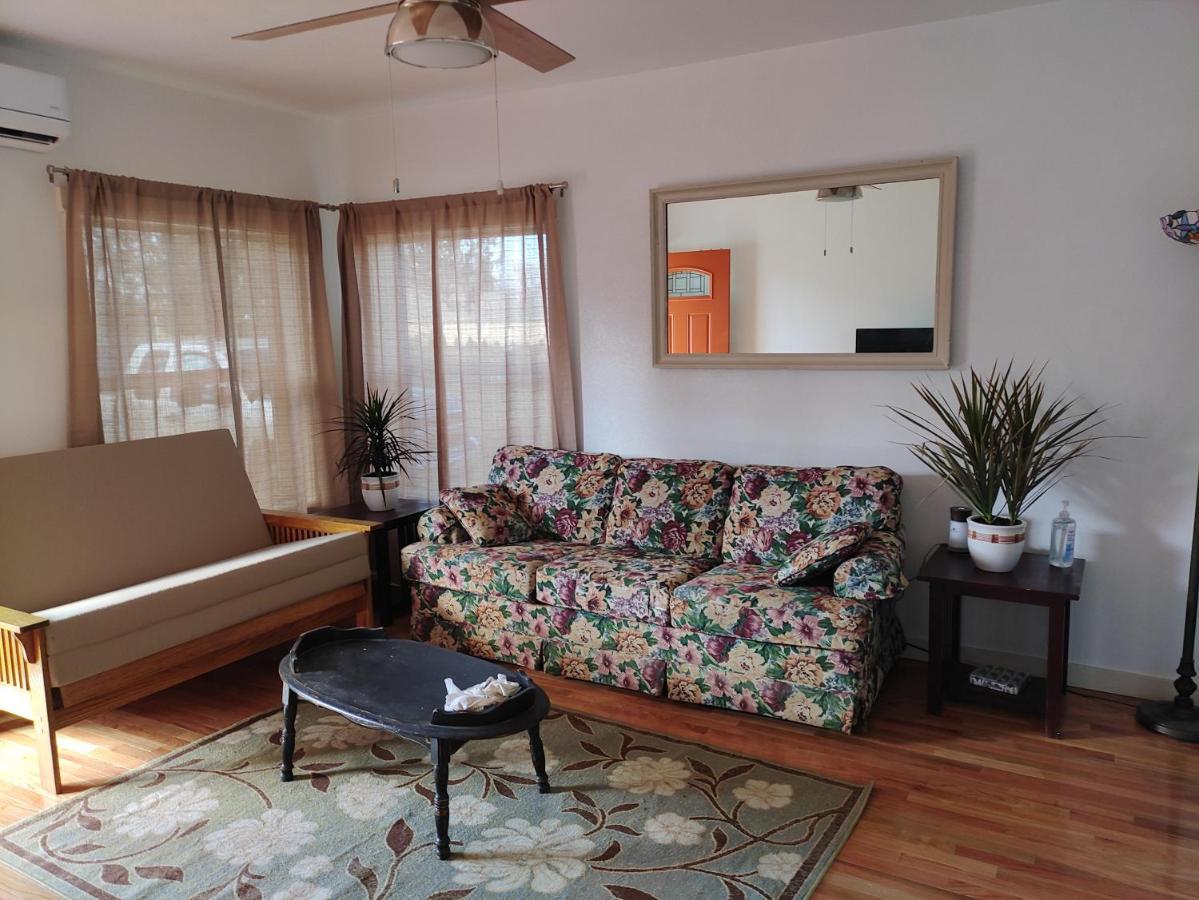 Comfortable Jacksonville House เมดฟอร์ด ภายนอก รูปภาพ